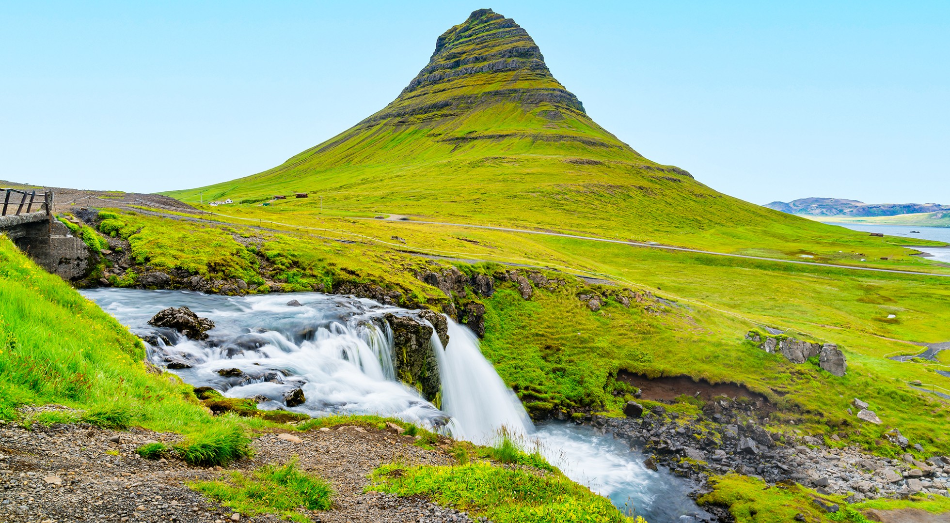 Kirkjufellsfoss Kirkjufell