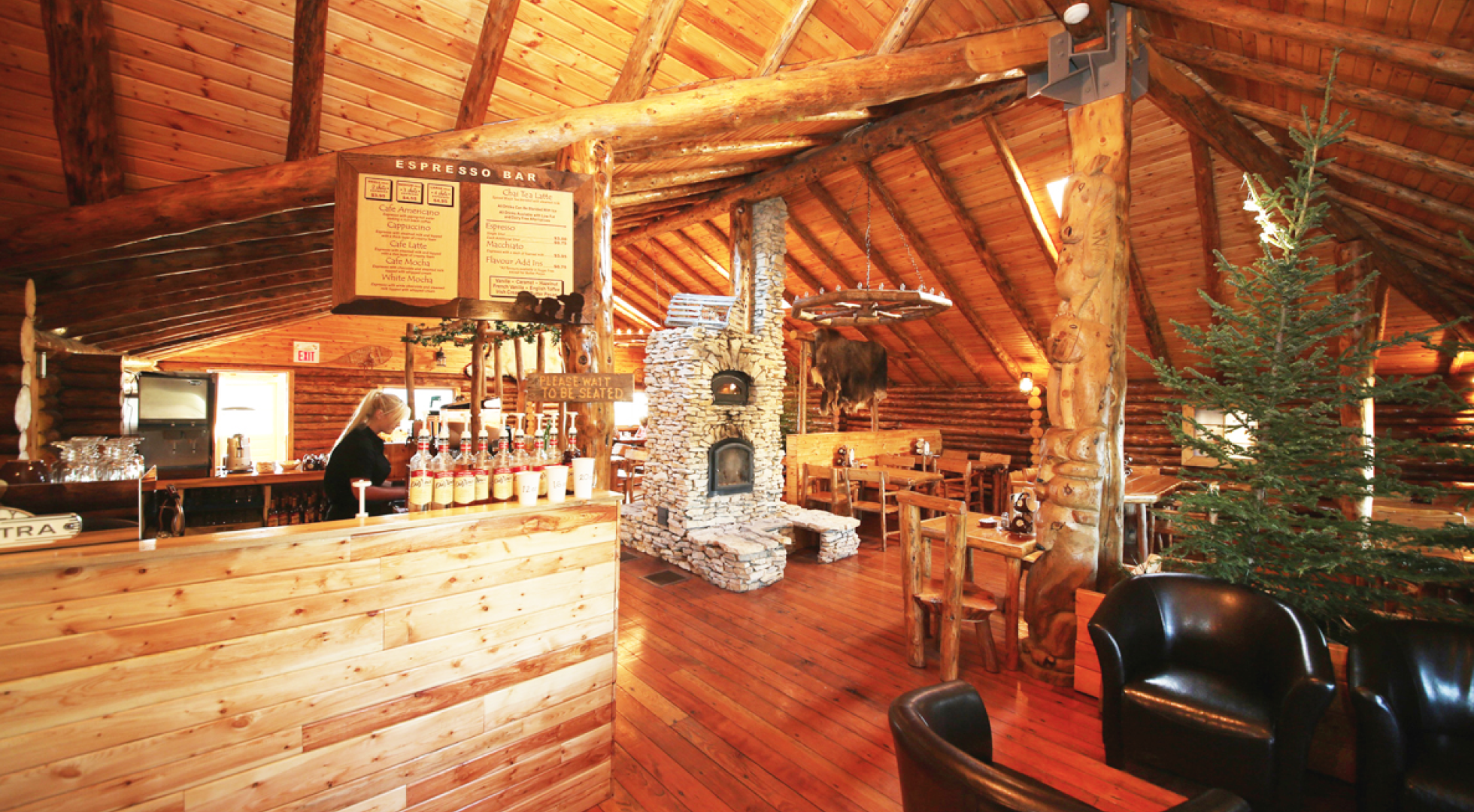 Lazy Bear Lodge cafe