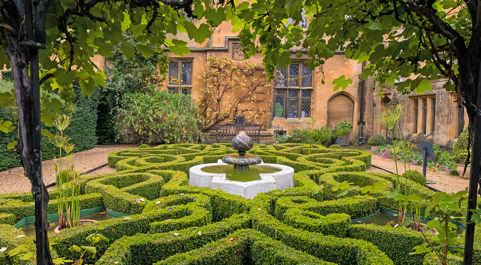 England's Sudeley castle garden