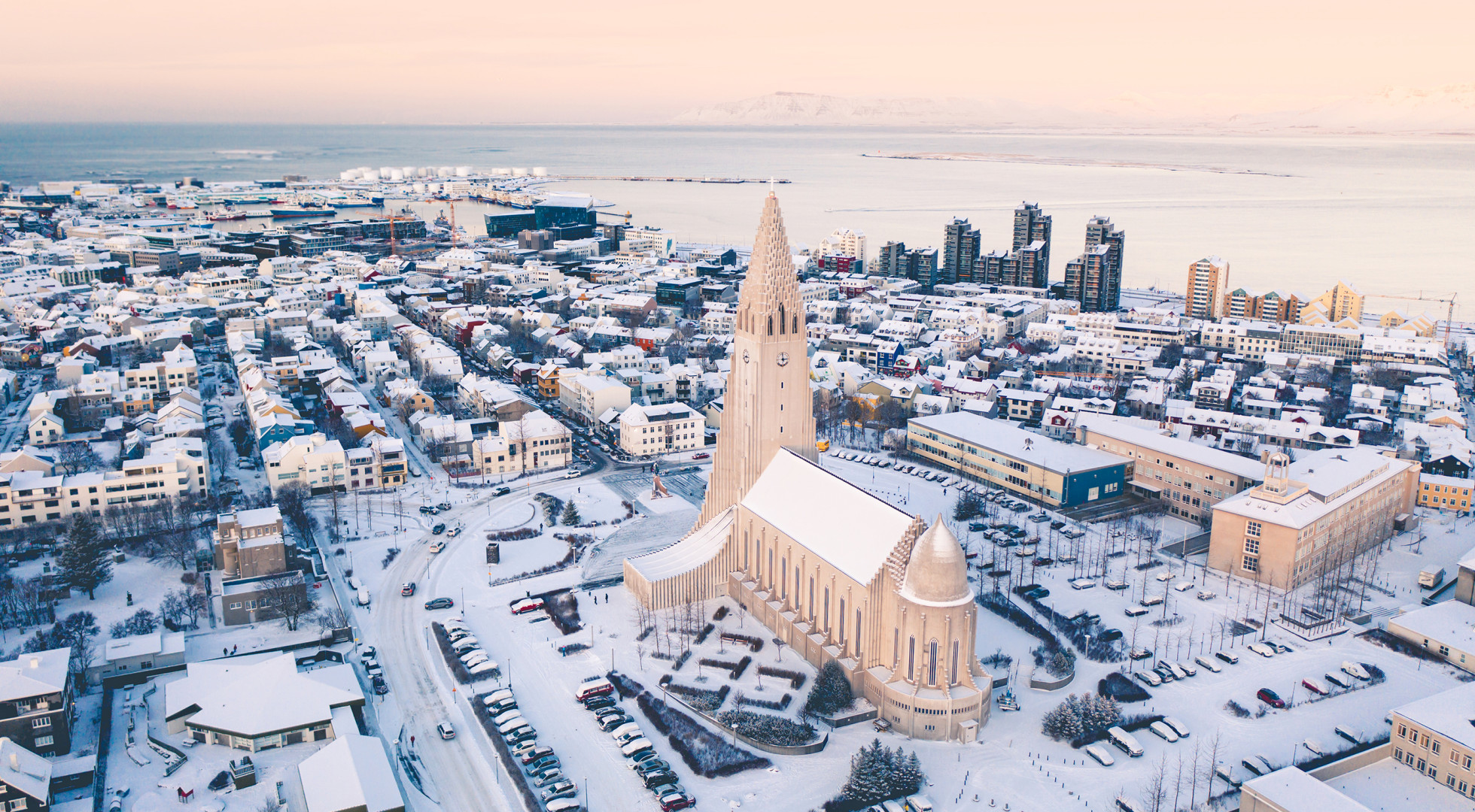 Reykjavik_Hallgrimskirkja-cathedral