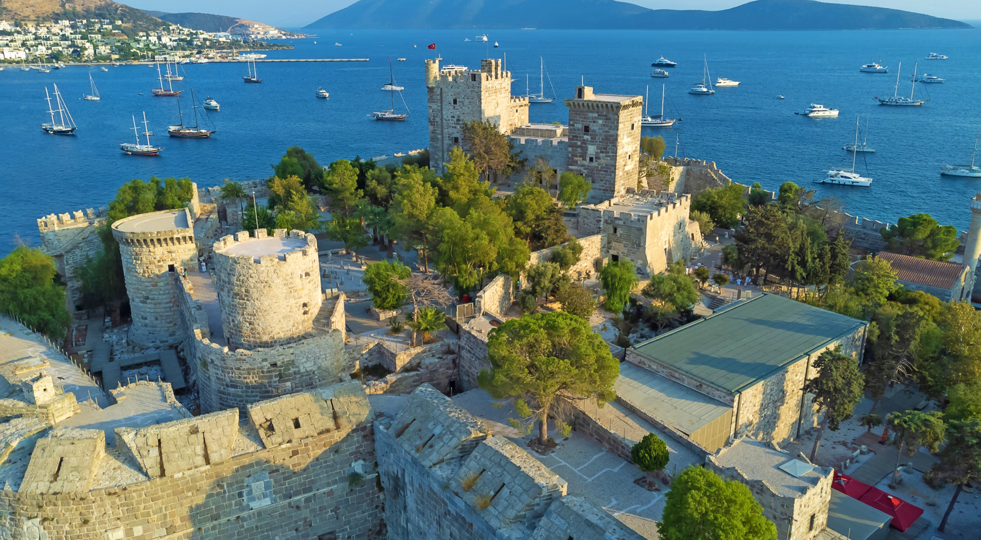 Bodrum-Castle-Garden_marina
