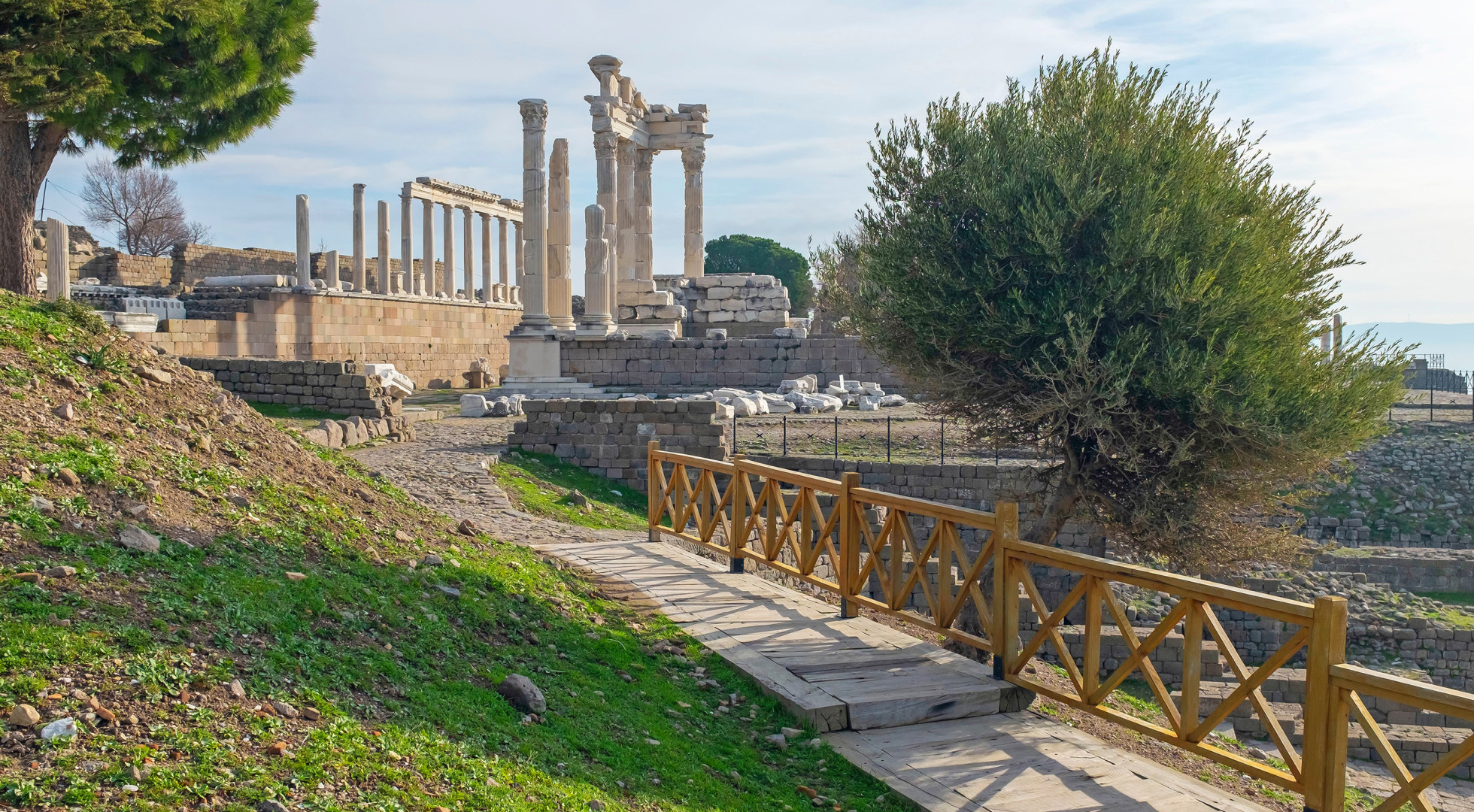Pergamon-Ruins_UNESCO