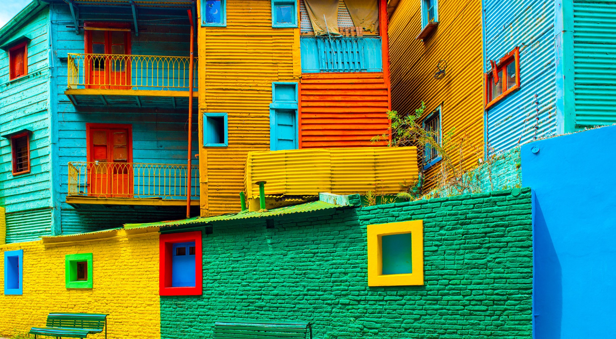 La,Boca,,View,Of,The,Colorful,Building,In,The,City