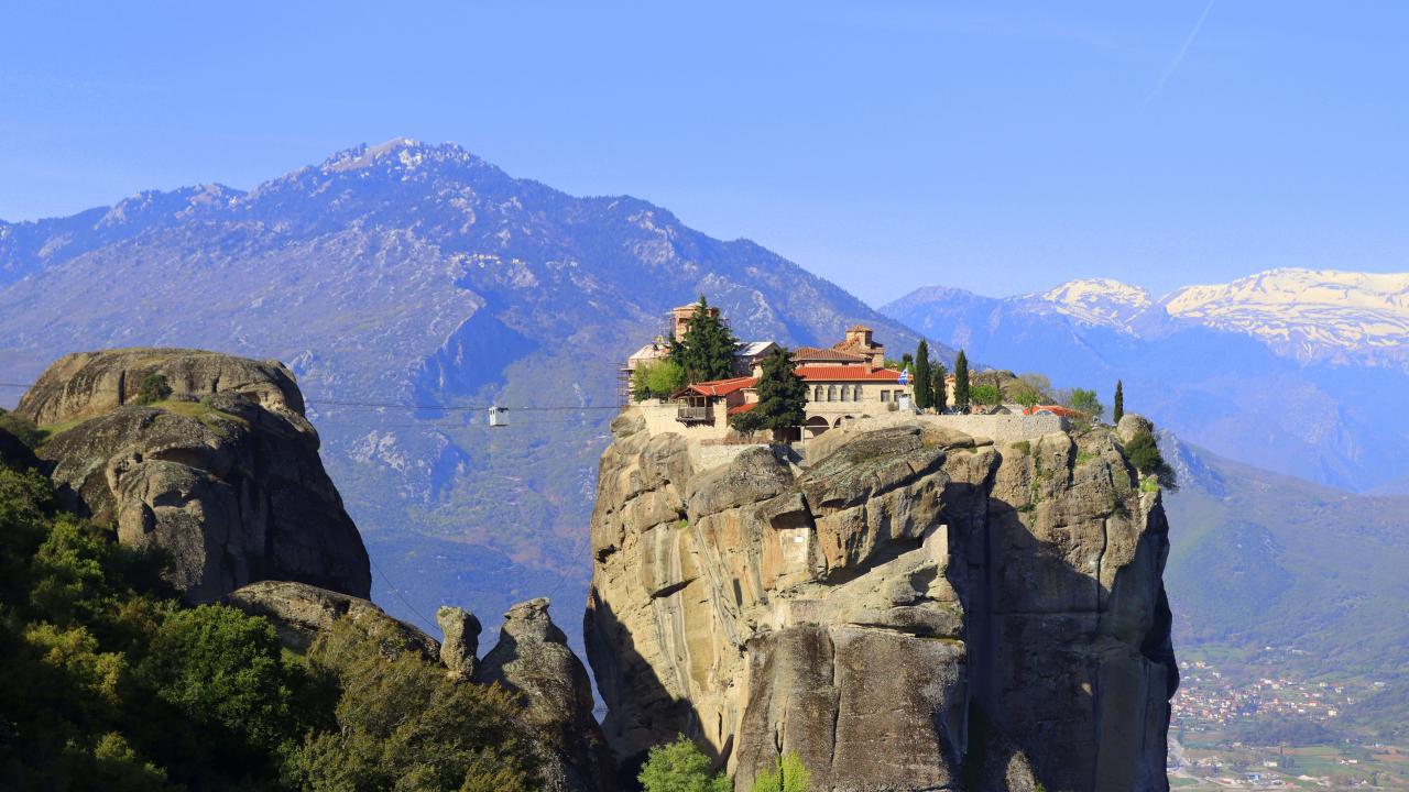 Meteora,-,Monastery,Of,The,Holy,Trinity