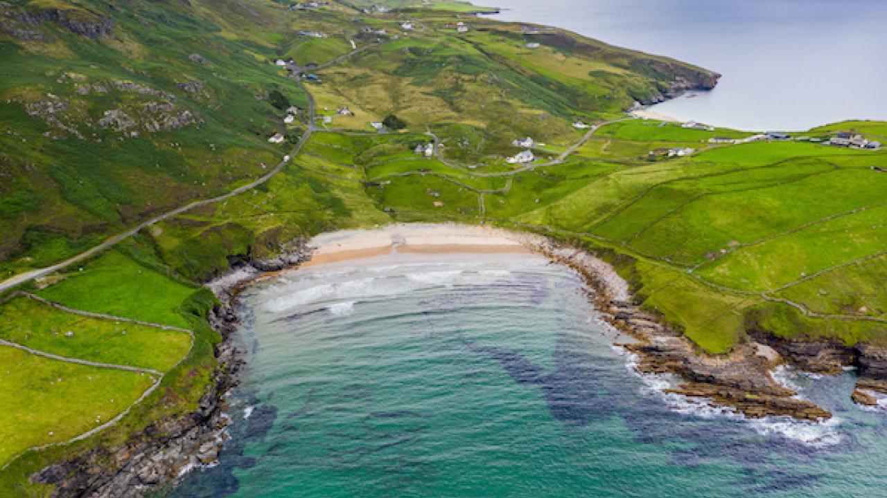 Mucross Head is a small peninsula about 10km west of Killybegs in County Donegal in north-west Ireland and contains a popular rock-climbing area, noted for its unusual horizontally layered structure