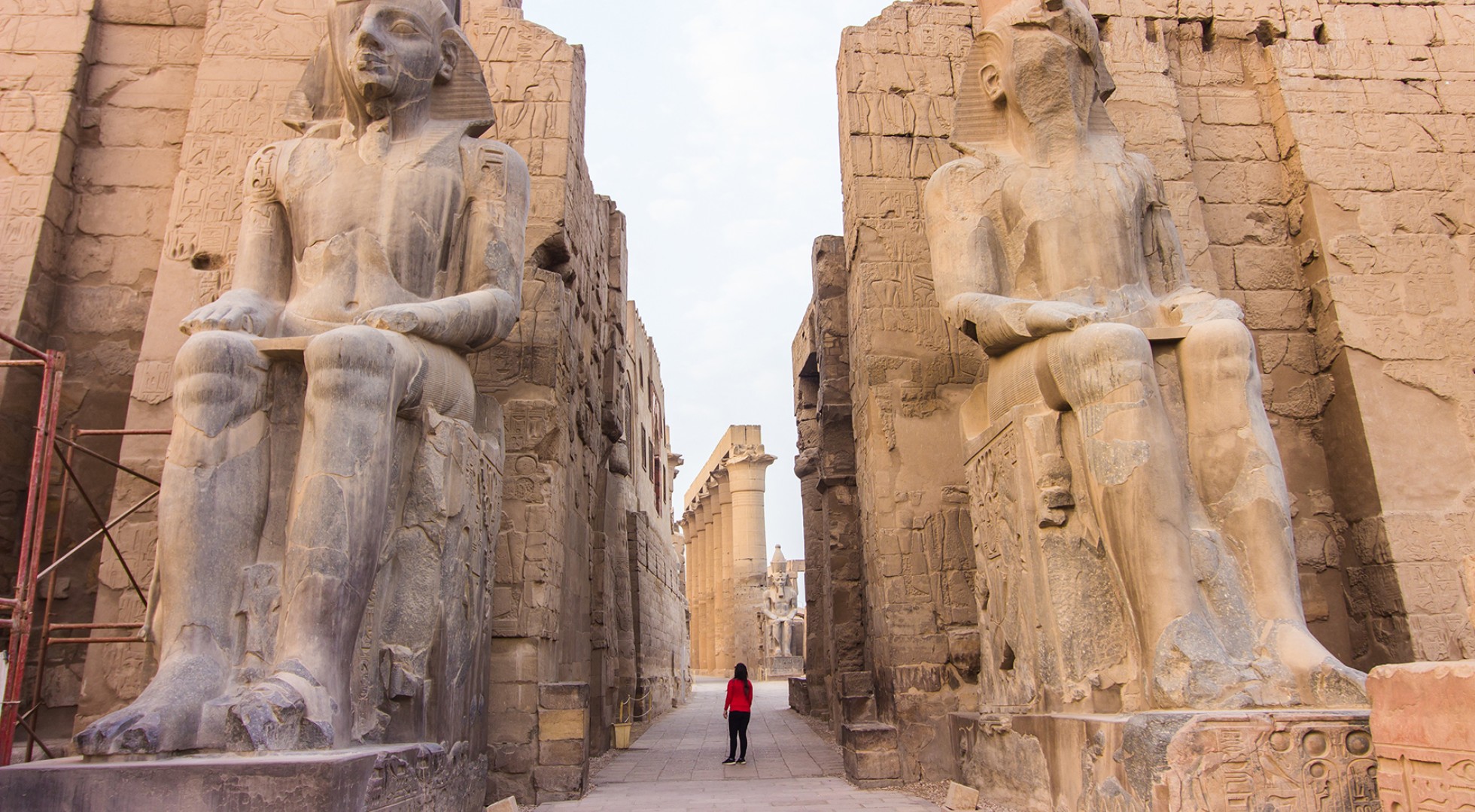 Girl,In,Luxor,Temple,-,Egypt