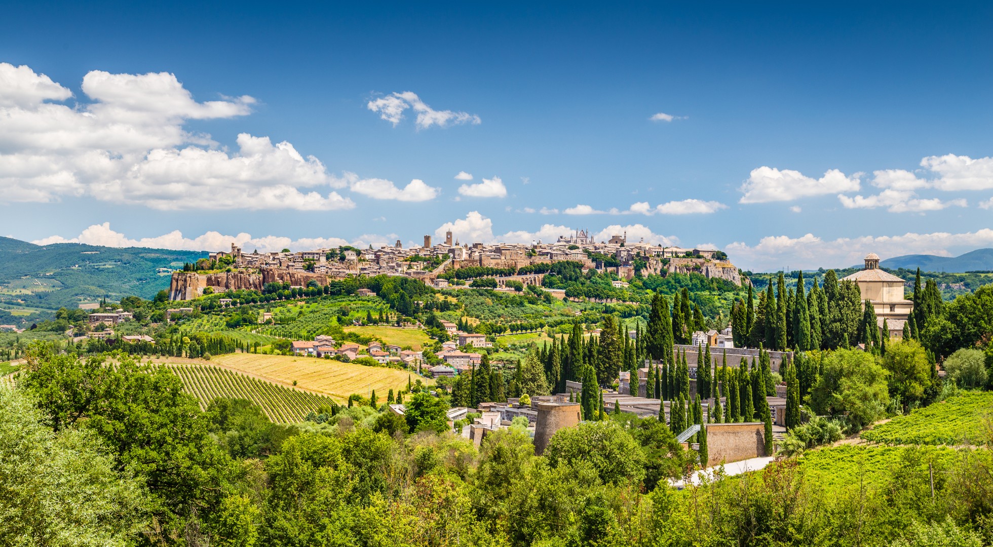 Beautiful,View,Of,The,Old,Town,Of,Orvieto,,Umbria,,Italy