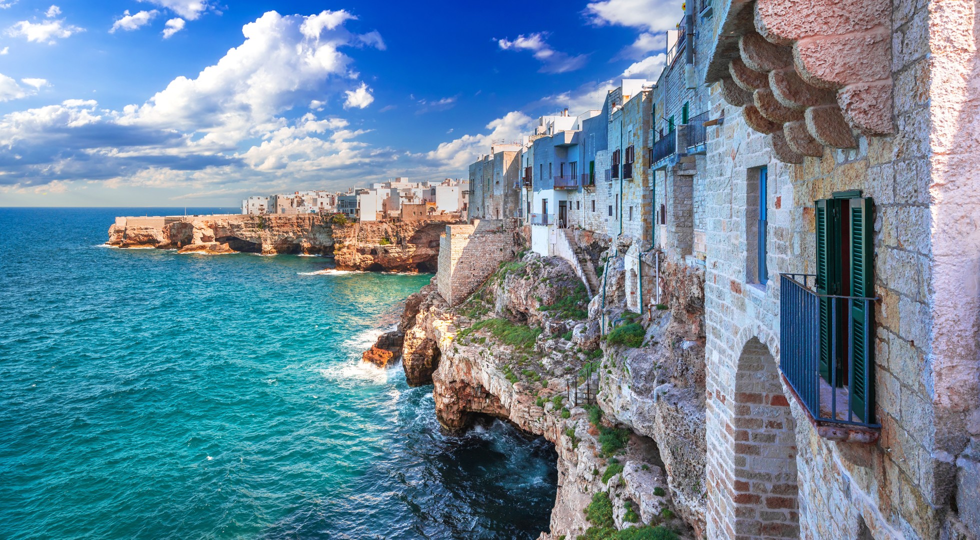 Polignano,A,Mare,,Italy.,Idyllic,Coastline,Of,Adriatic,Sea,,Cala