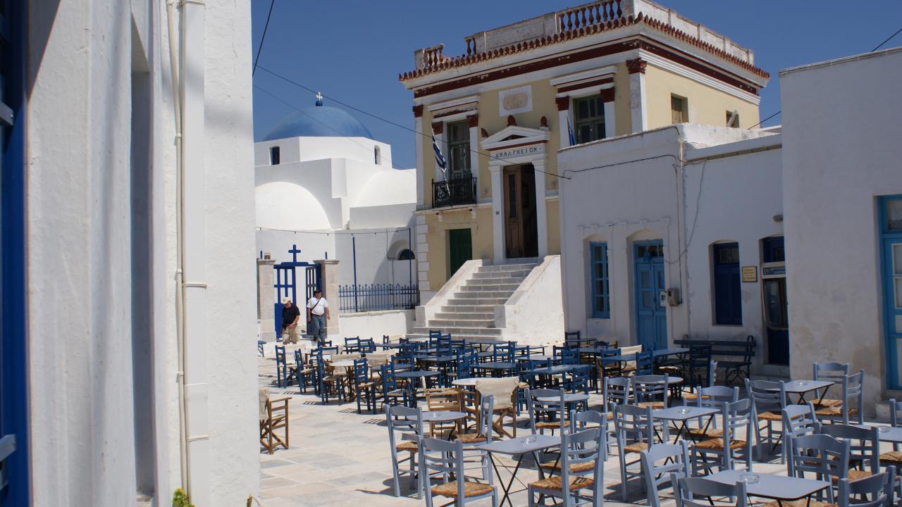 serifos_town-hall