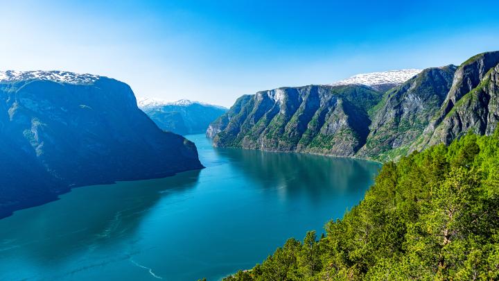 Norway,Sognefjord,At,Summer.,Sunny,Day,,Landscape,With,Mountain,,Fjord,