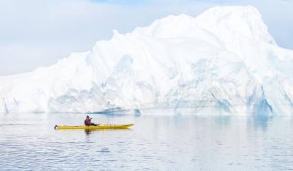 Beautyful Icebergs in Antarctica travel on the kayak